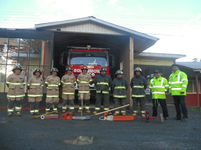 Compañía de Bomberos de Quilacahuin (foto de archivo) (1)