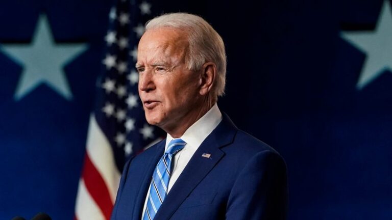 joe-biden-paris-818x460