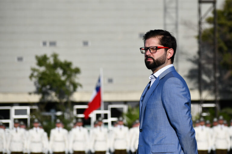 Presidente Gabriel Boric asiste a ceremonia de egreso en la Escuela de Carabineros.