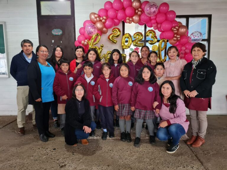 ALCALDESA VISITA ESCUELA