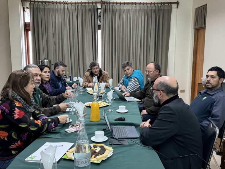 Fotografía encuentro entre centros de INIA.